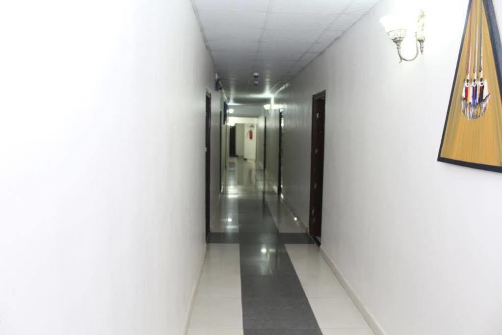 Bluespring Hotel Maryland 외부 사진